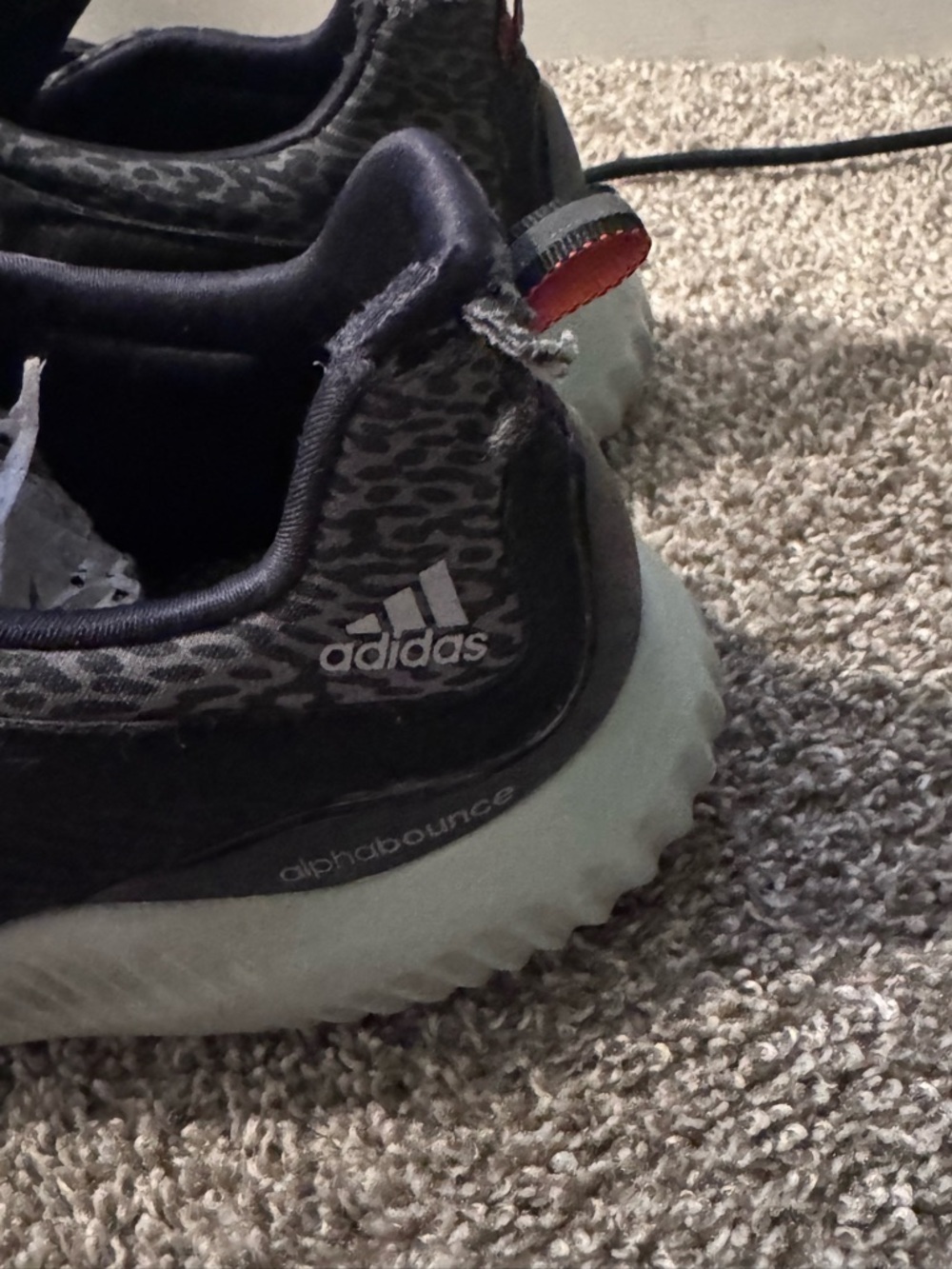 Adidas Alphabounce - Picture 3 of 7